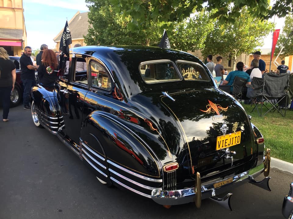 NDMA-black-old-vintage-car